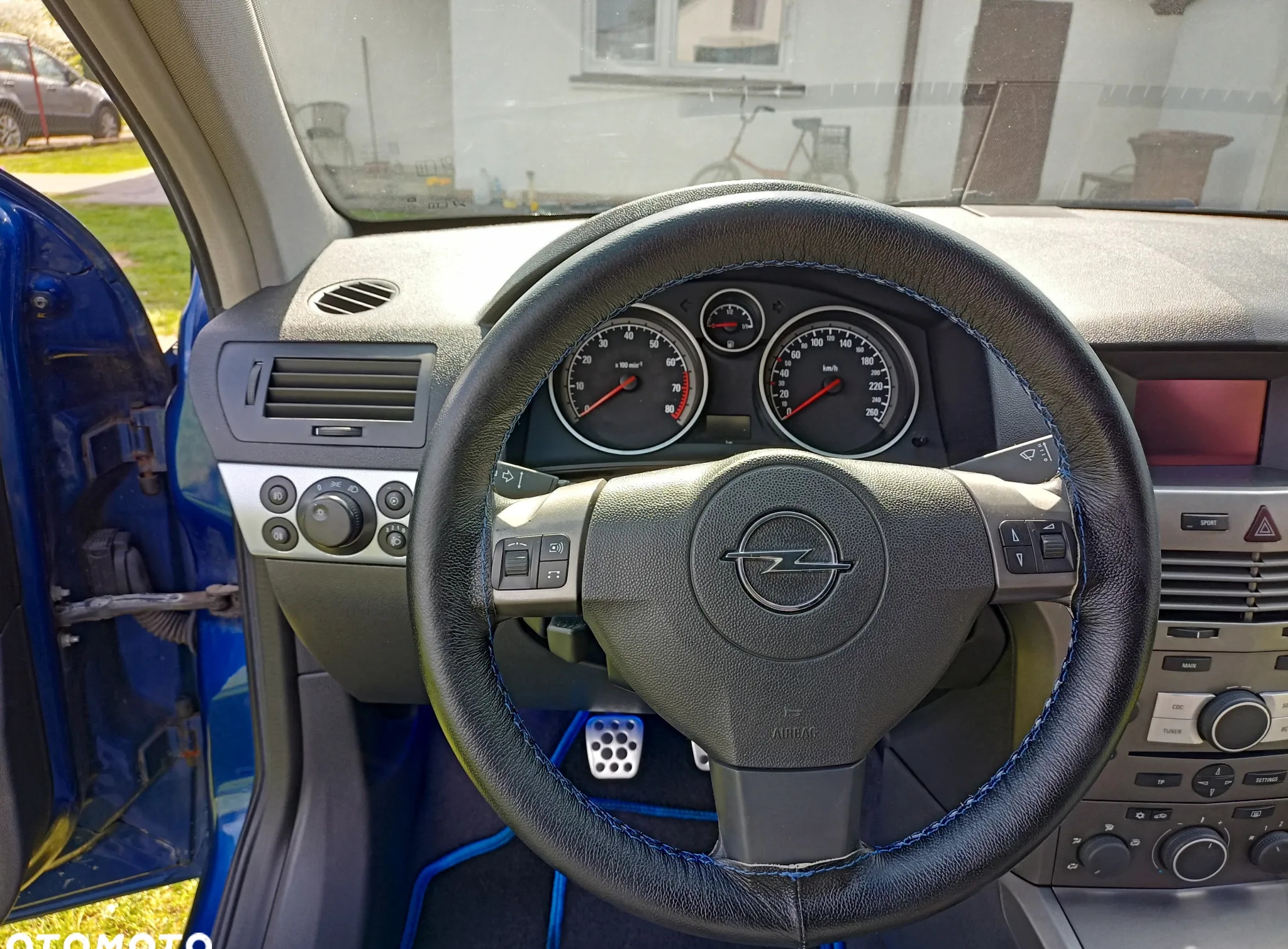 Opel Astra cena 7500 przebieg: 256000, rok produkcji 2005 z Rzeszów małe 301